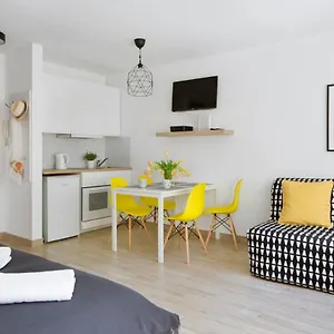 Flat Złote Tarasy Street Warszawa